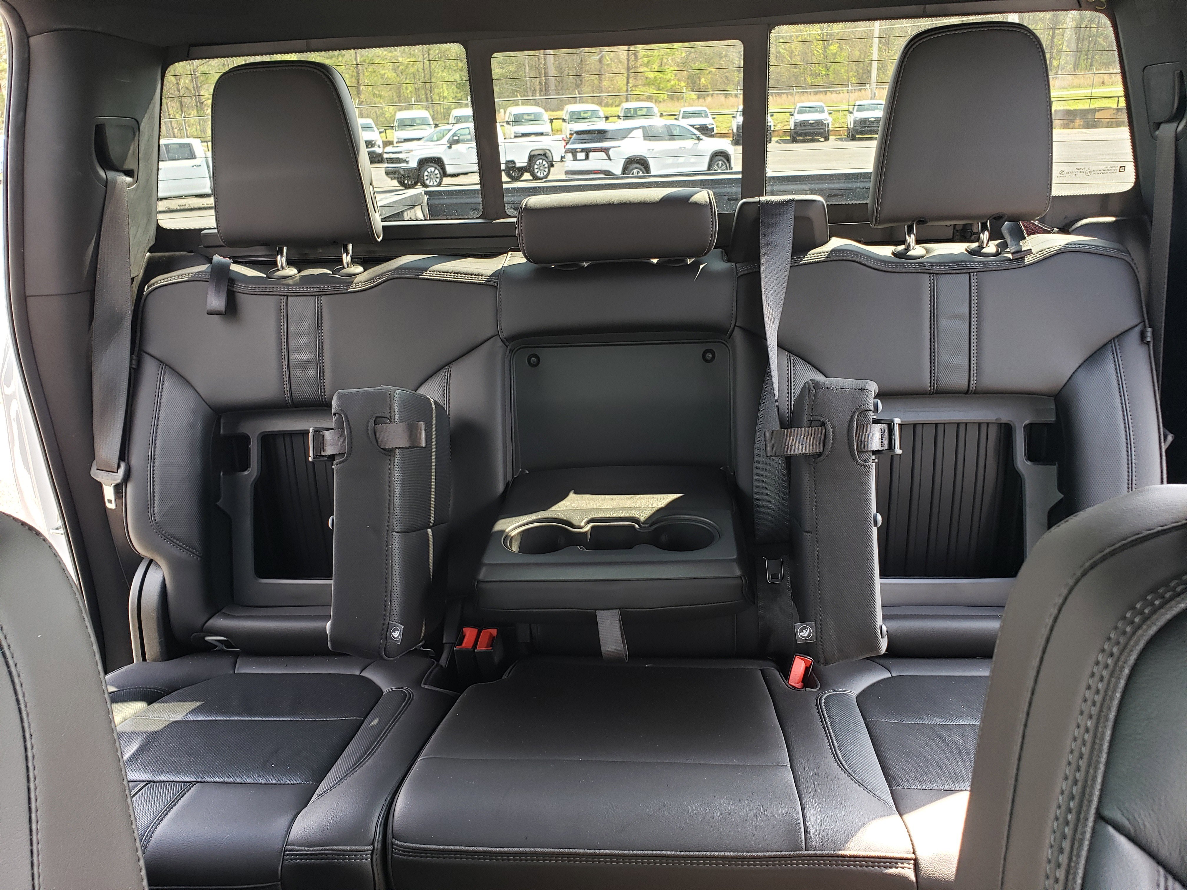 Used 2019 Chevrolet Silverado 1500 High Country w/ Technology Package image 29