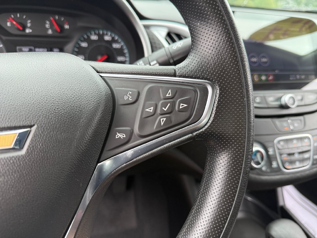 Used 2024 Chevrolet Malibu LT FWD image 16