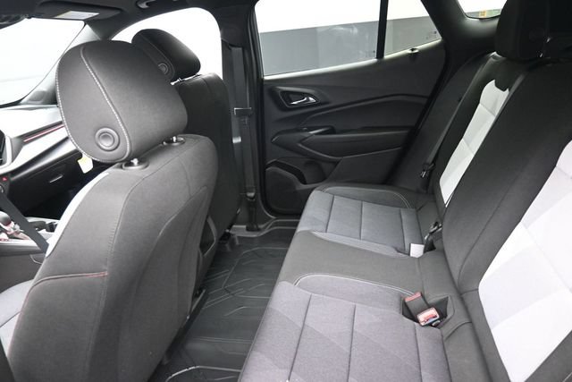 New 2026 Chevrolet Trax RS w/ Sunroof Package FWD image 9