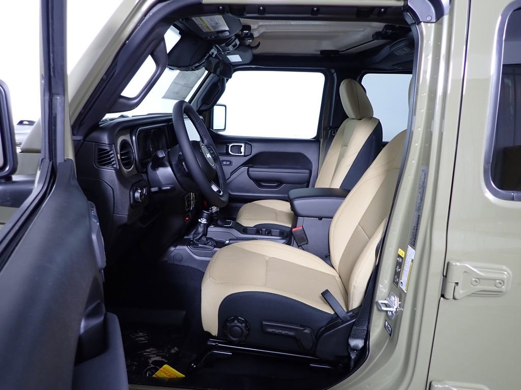 New 2026 Jeep Gladiator Sport AWD/4WD image 22