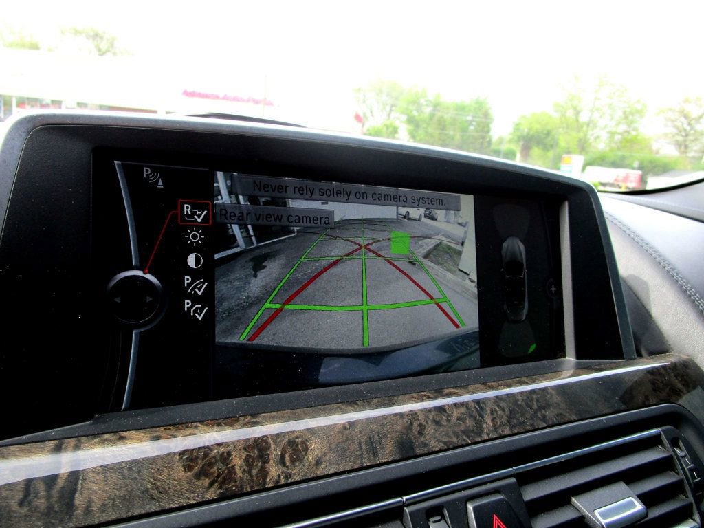 Used 2012 BMW M6 Convertible RWD image 4