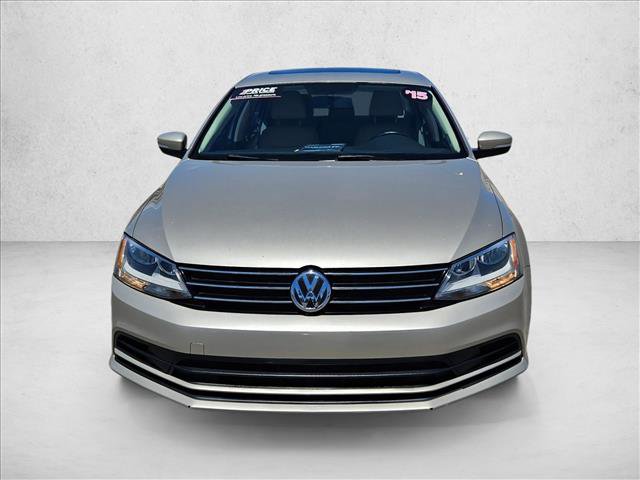Used 2015 Volkswagen Jetta SE FWD video 2
