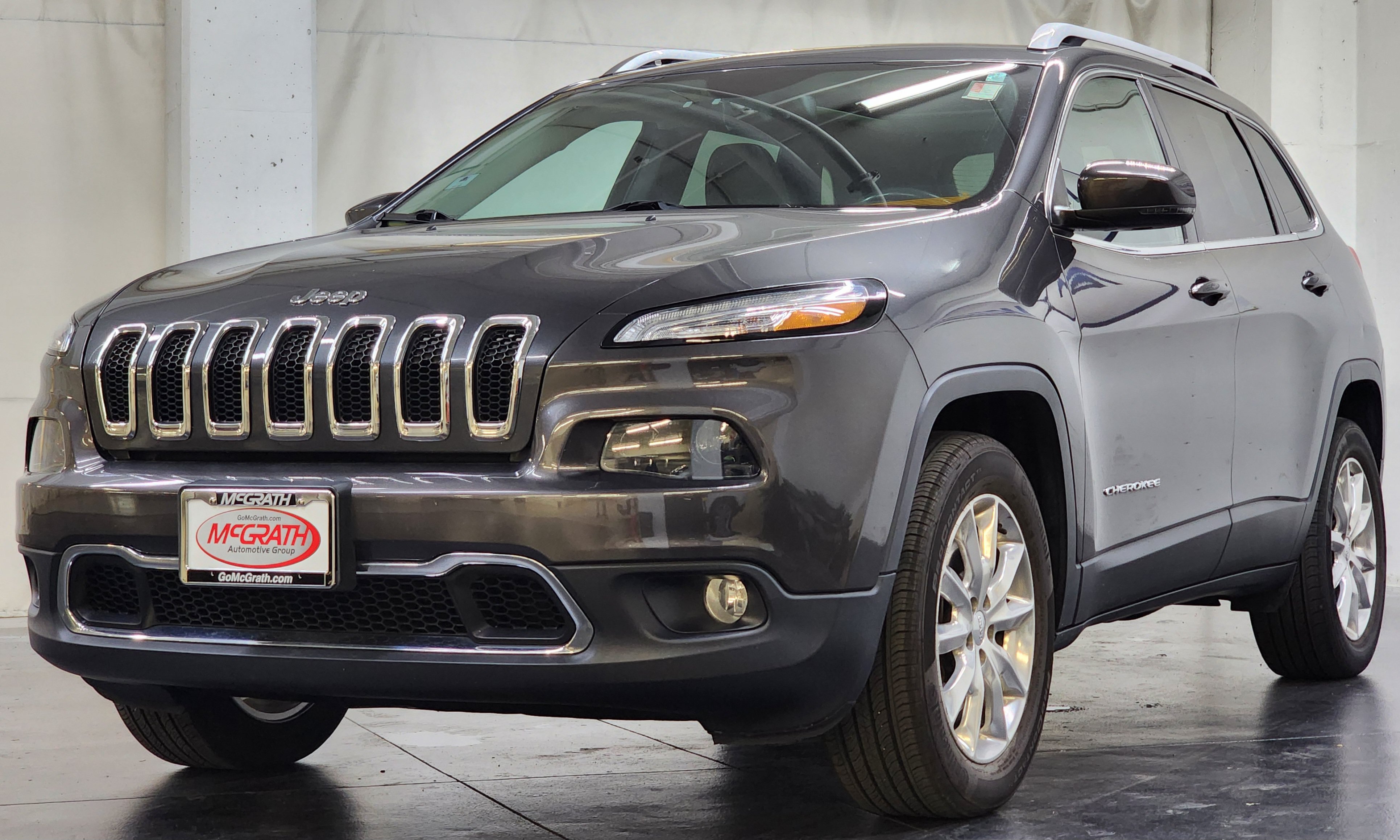 Used 2015 Jeep Cherokee Limited AWD/4WD image 11
