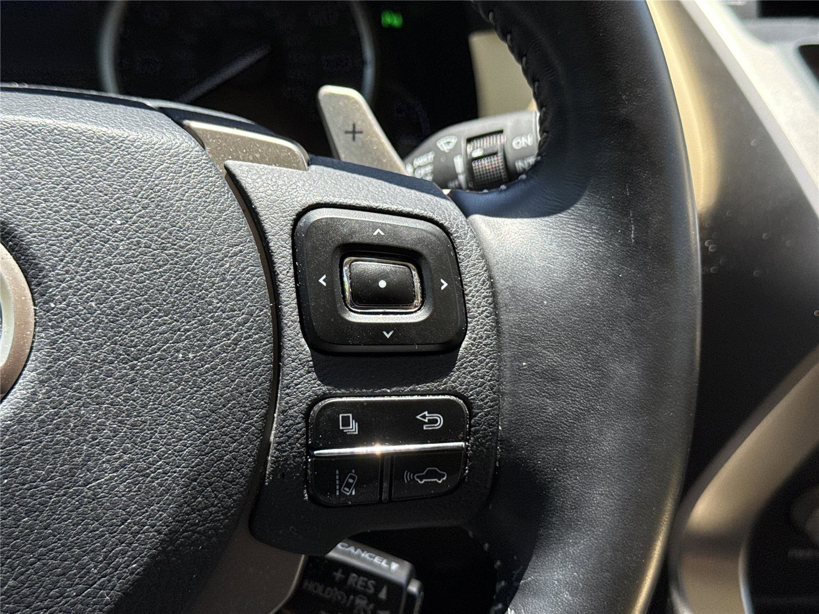 Used 2020 Lexus NX 300h AWD w/ Comfort Package image 32