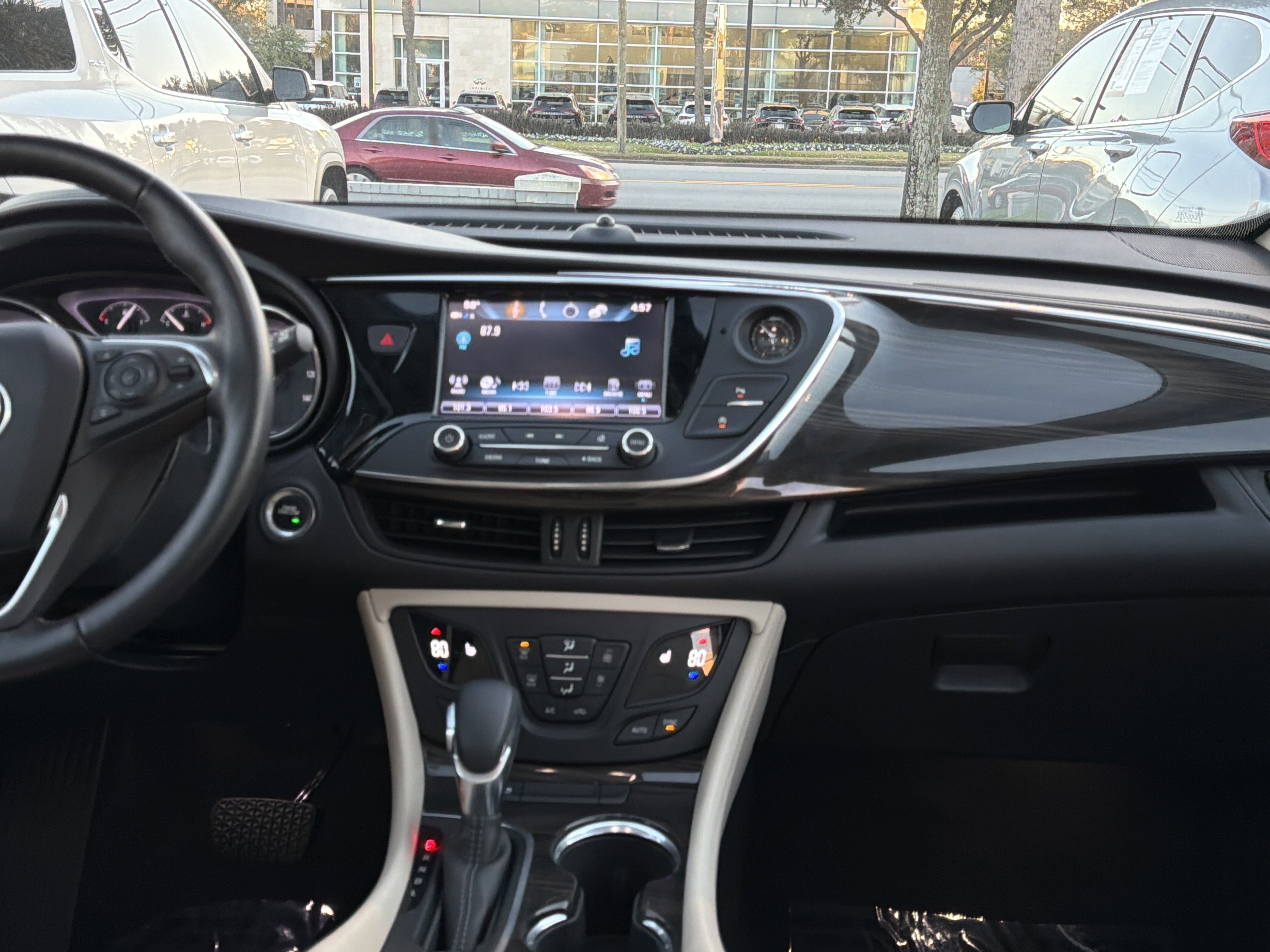 Used 2019 Buick Envision Essence image 31
