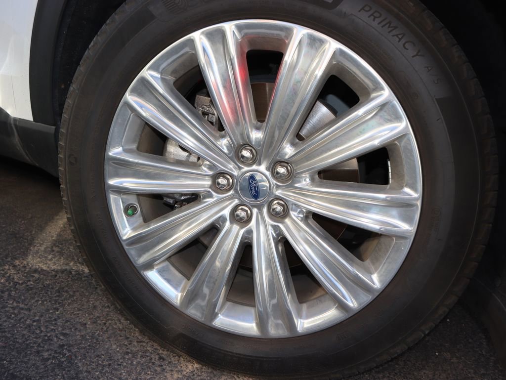 Used 2021 Ford Explorer Limited w/ Hybrid Equipment Group 310A image 16