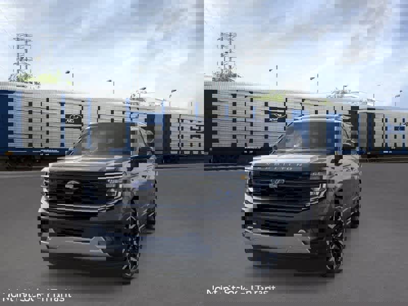 New 2026 Ford Expedition Max Platinum image 2