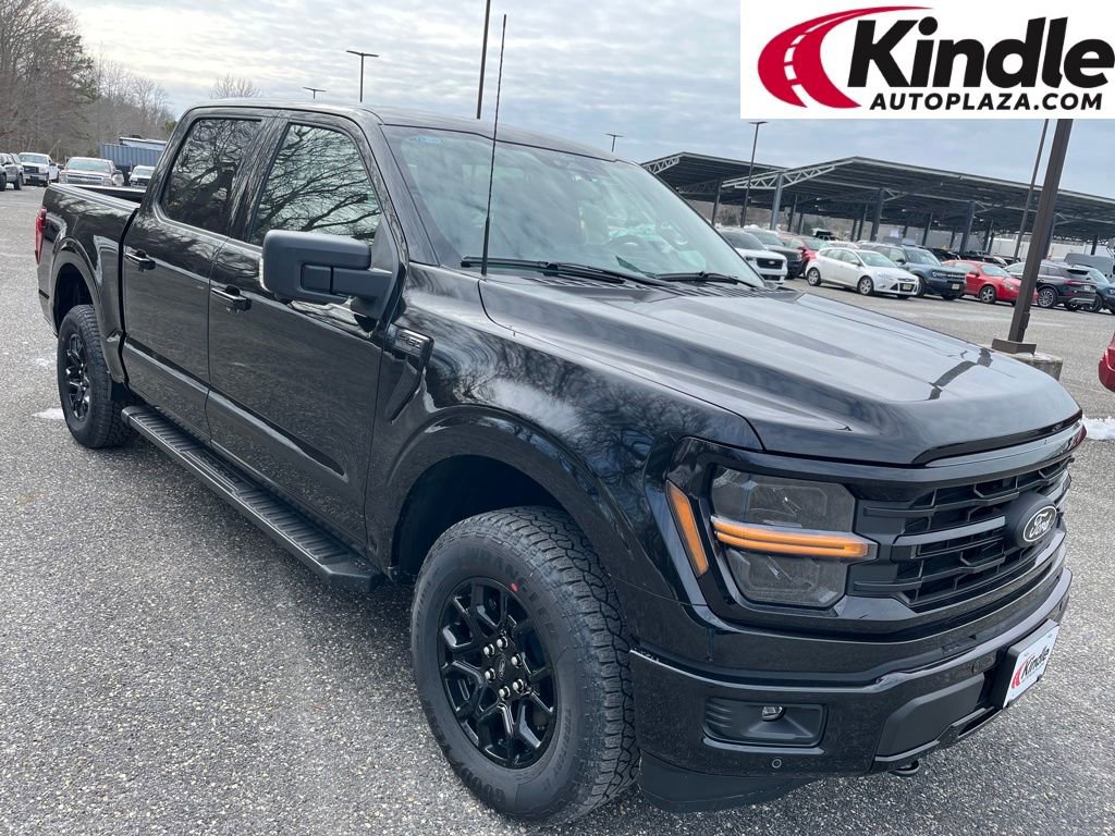 New 2026 Ford F150 XLT w/ Equipment Group 302A MID