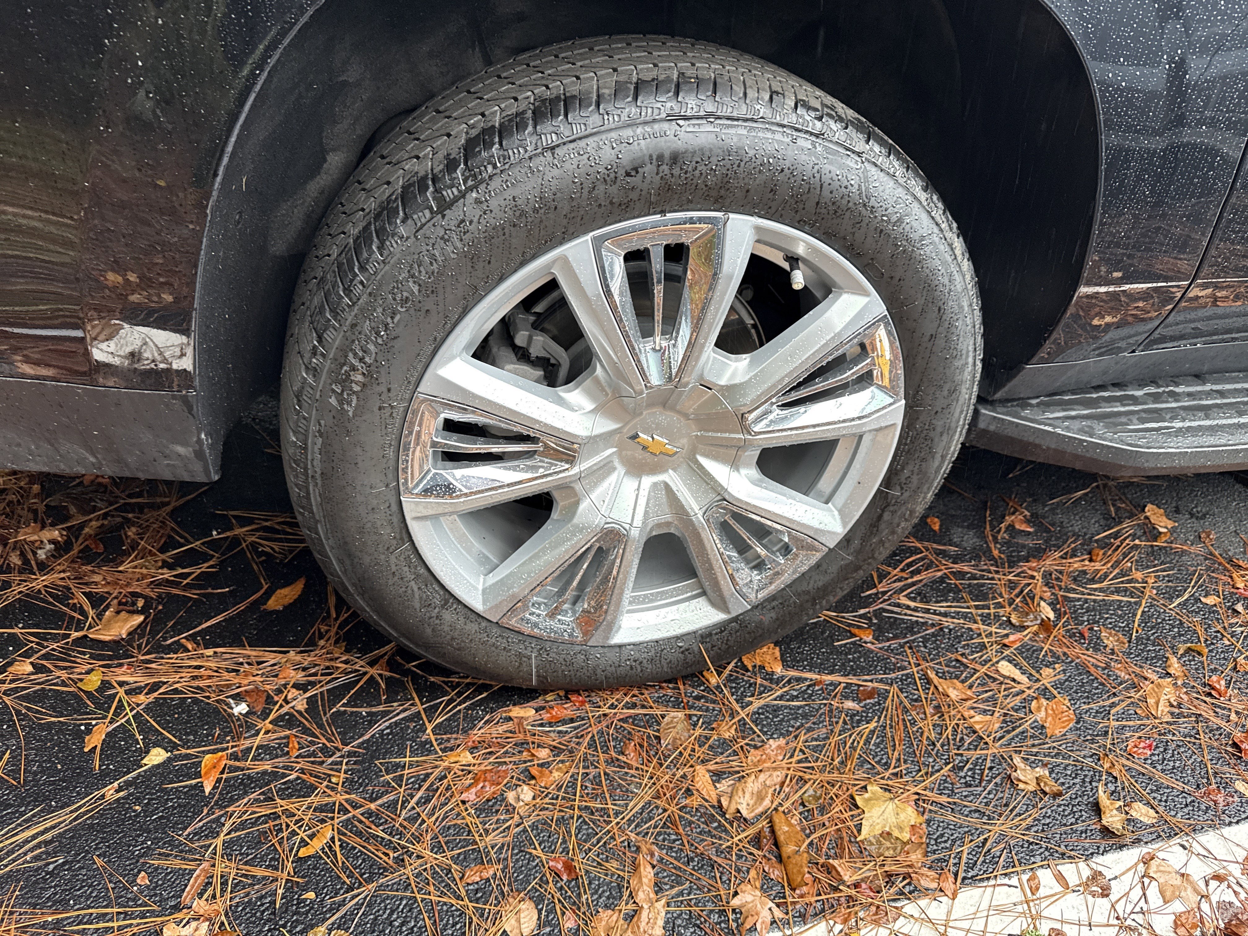 Certified 2024 Chevrolet Suburban High Country w/ Max Trailering Package image 20