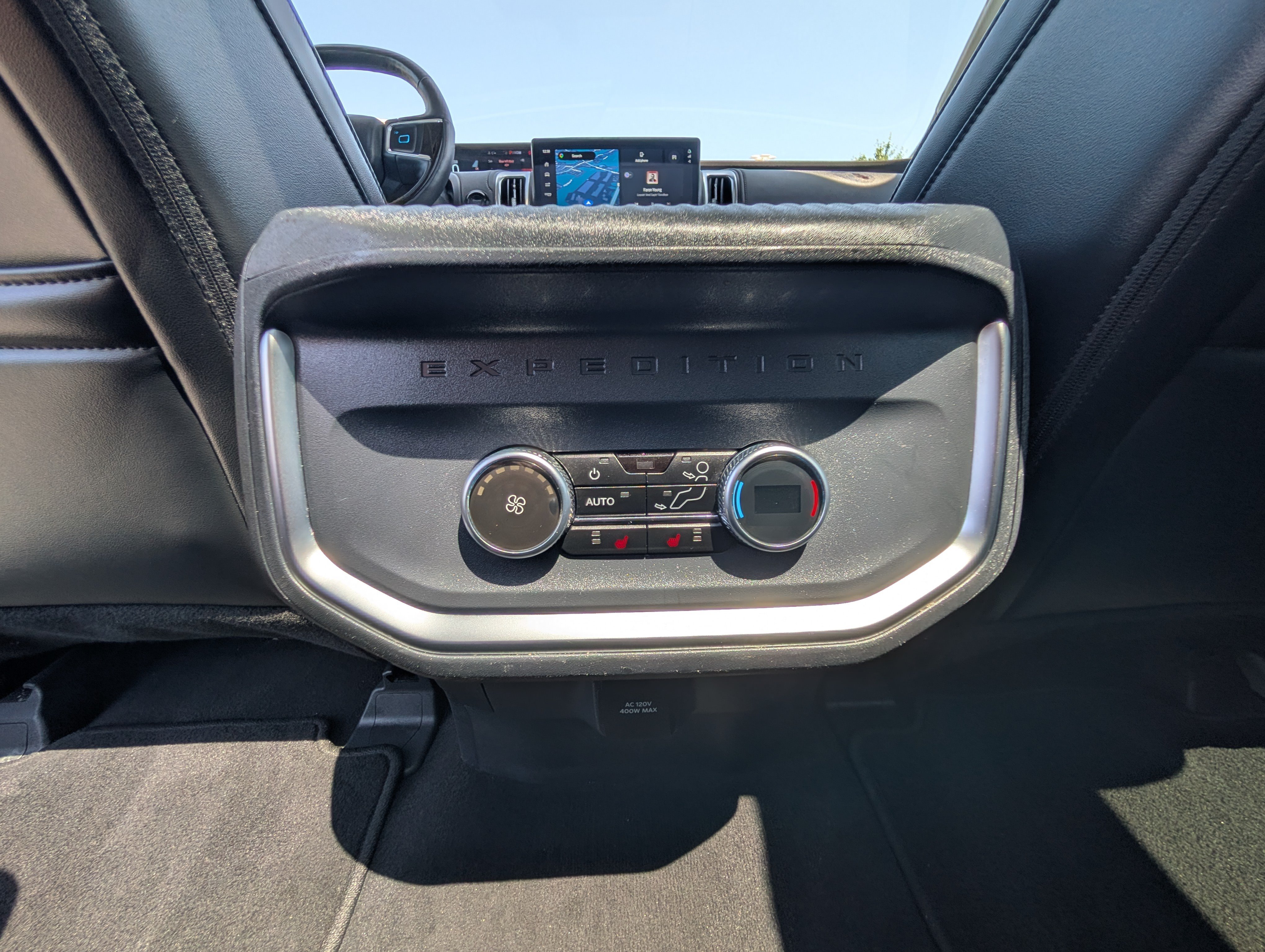 Certified 2025 Ford Expedition Platinum AWD/4WD image 19