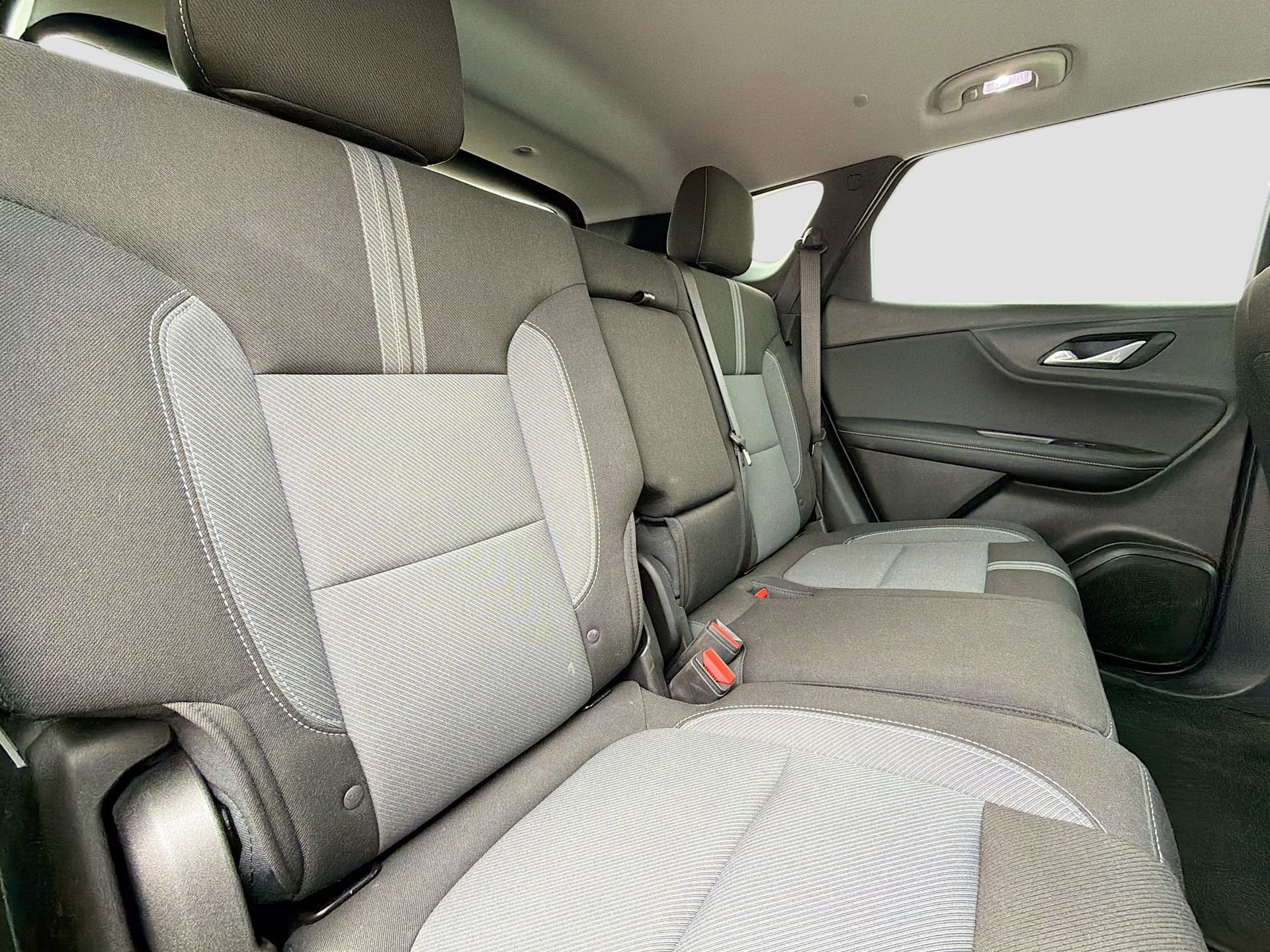 Used 2023 Chevrolet Blazer LT image 27