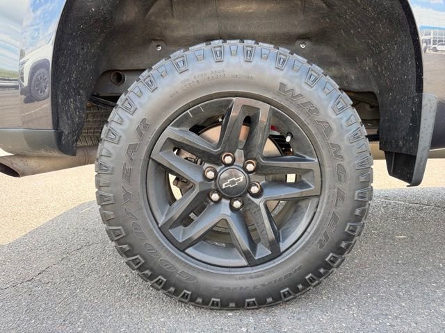 Used 2023 Chevrolet Silverado 1500 LT Trail Boss w/ Protection Package AWD/4WD image 10