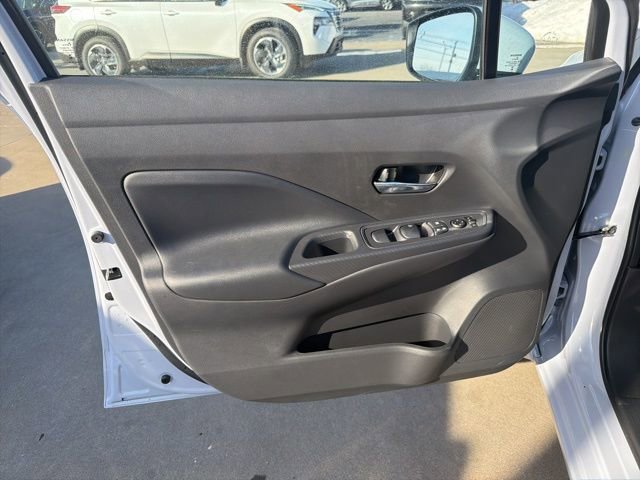 New 2025 Nissan Versa SV w/ Trunk Package image 9