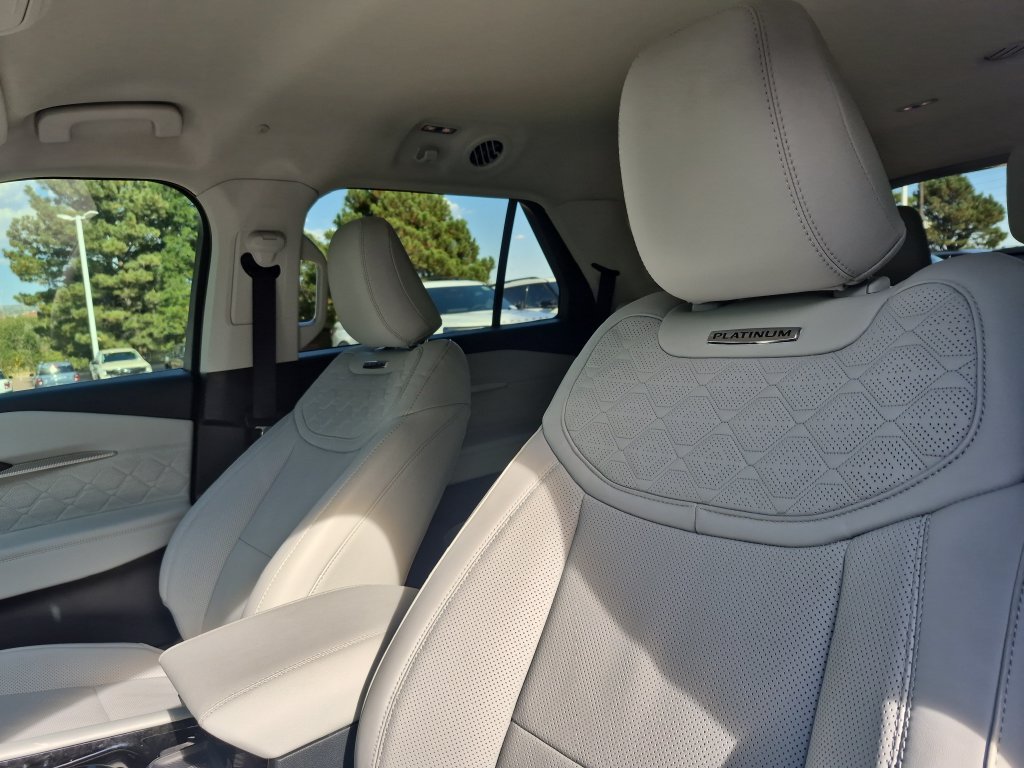 New 2026 Ford Explorer Platinum w/ LUX Leather Package AWD/4WD image 12