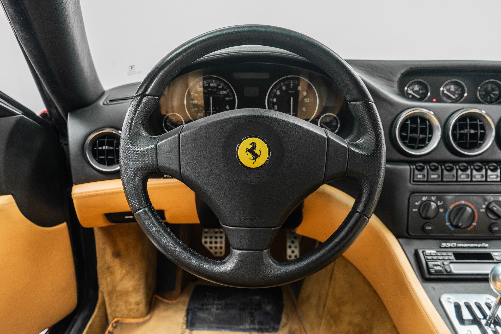 Used 1999 Ferrari 550 Maranello Coupe image 15