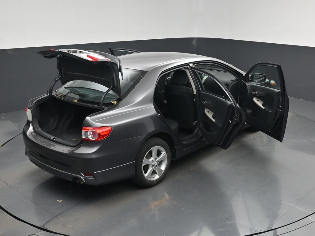 Used 2012 Toyota Corolla S FWD image 29