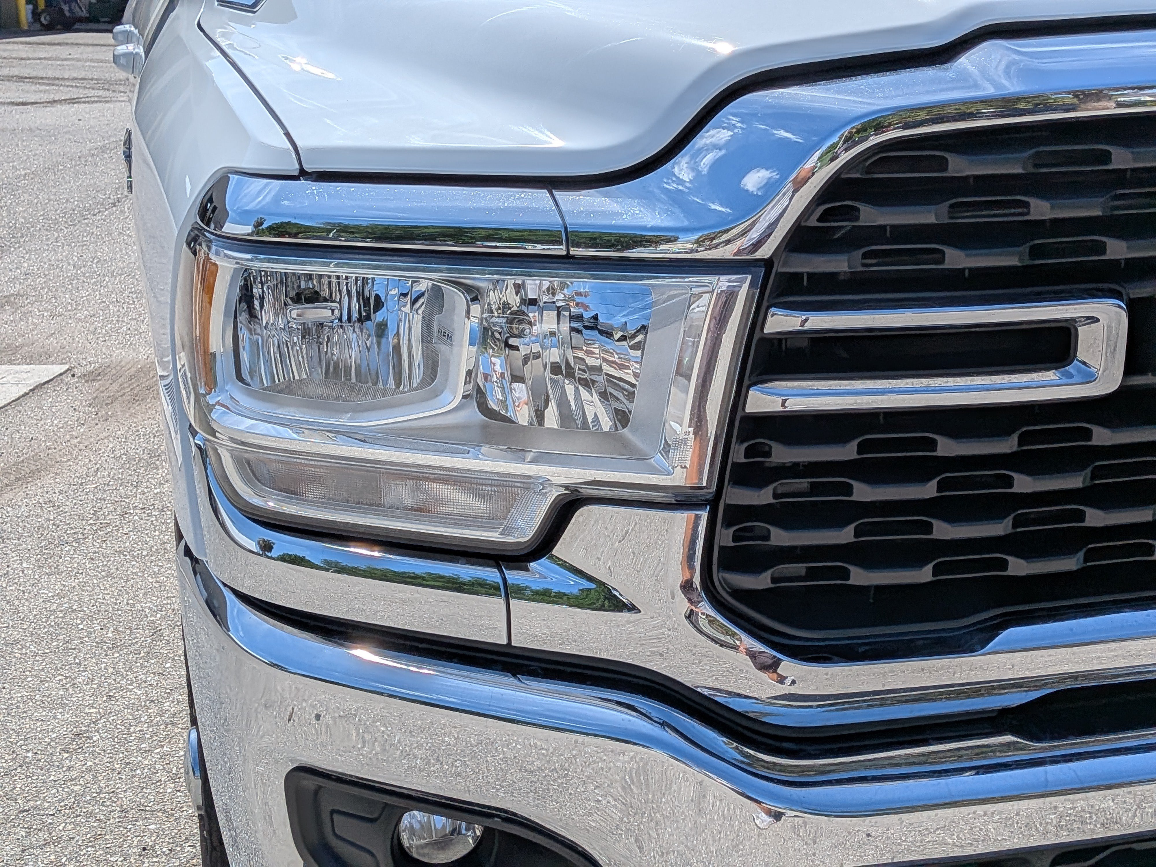 Used 2022 RAM 2500 Big Horn w/ Cold Weather Group AWD/4WD image 9