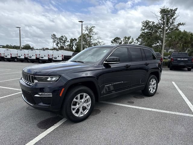 Used 2023 Jeep Grand Cherokee Limited RWD image 8