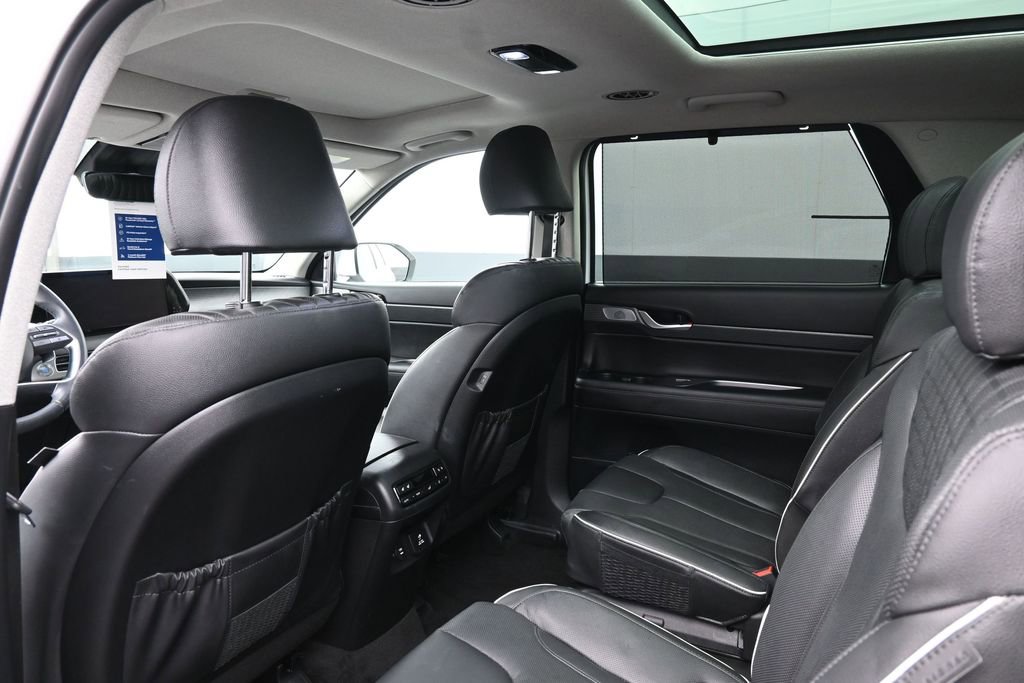Used 2024 Hyundai Palisade Limited FWD image 20