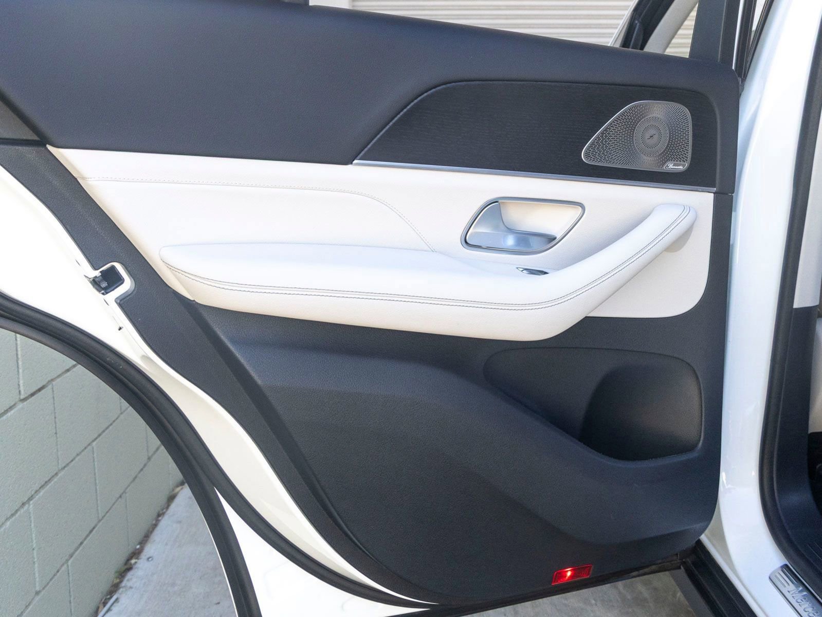 Used 2024 Mercedes-Benz GLE 450 4MATIC image 18