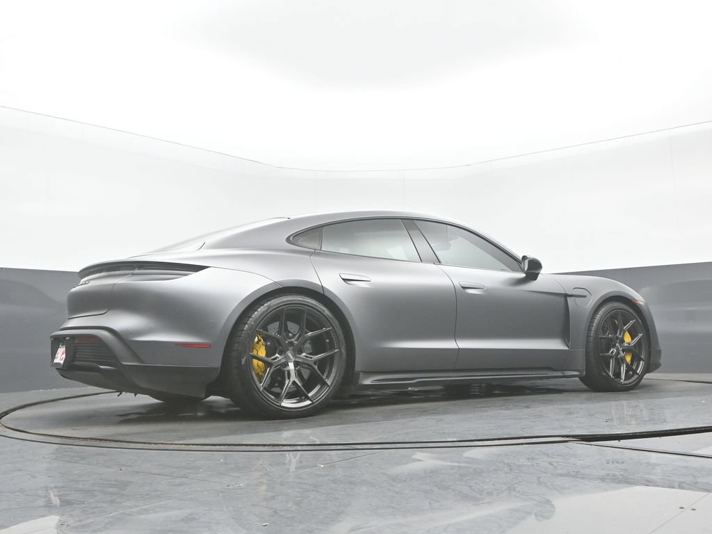 Used 2020 Porsche Taycan Turbo S AWD/4WD image 30