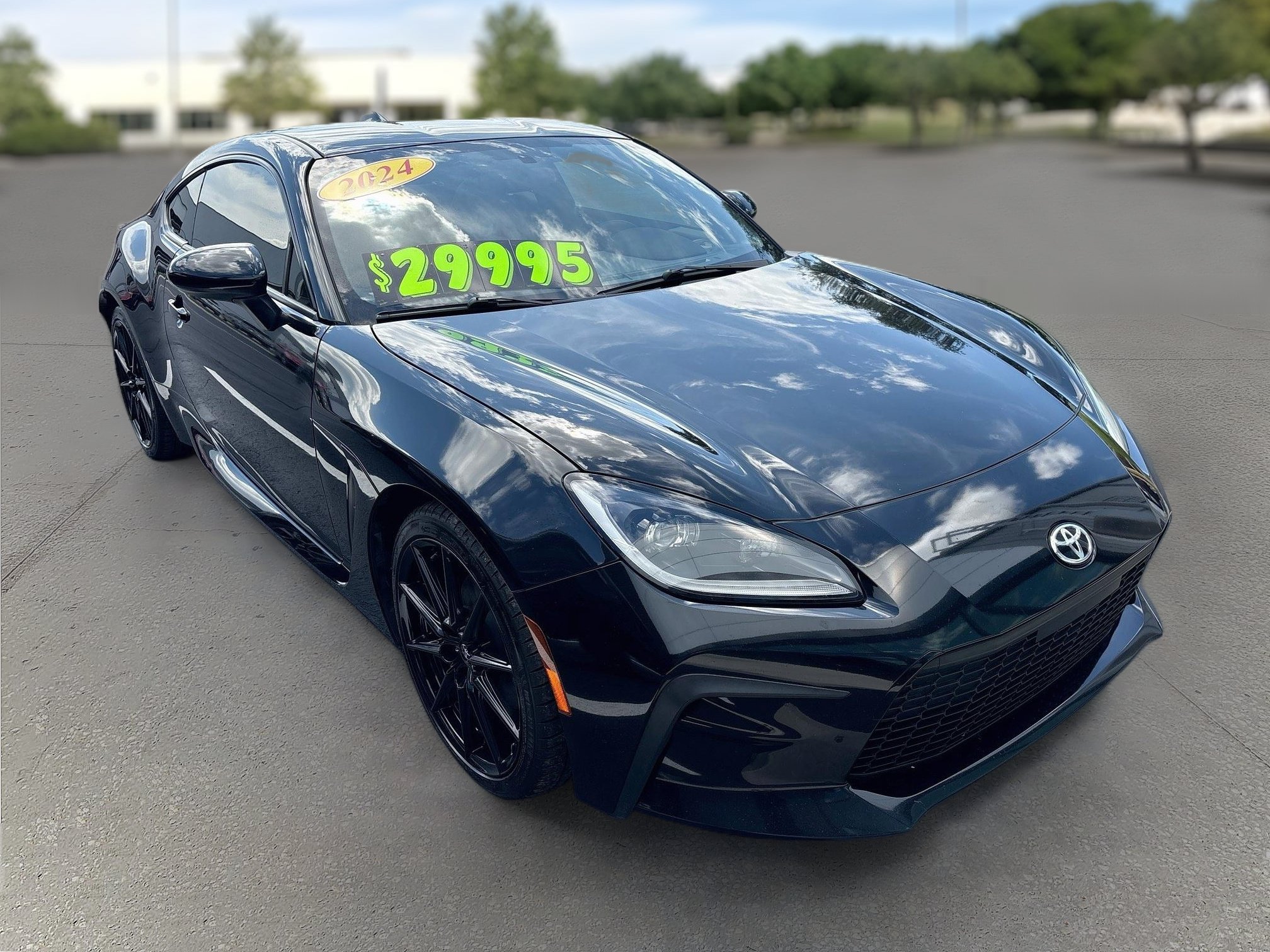 Used 2024 Toyota GR86 Premium RWD image 3