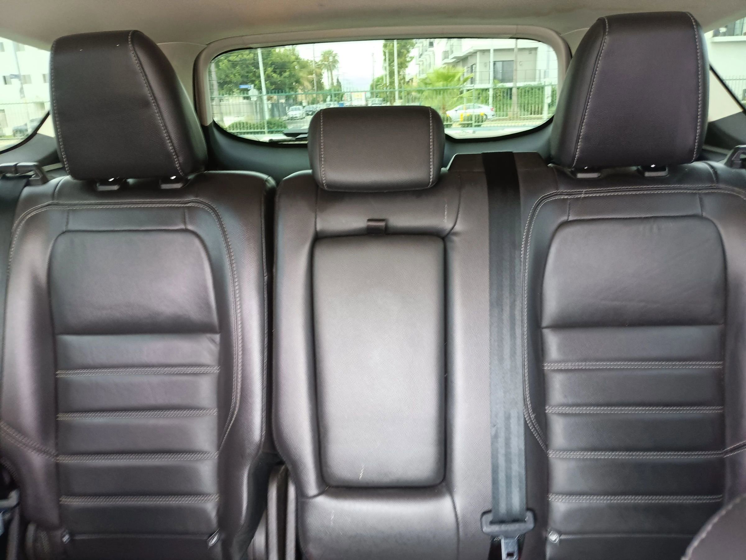 Used 2017 Ford Escape SE w/ SE Leather Comfort Package image 15