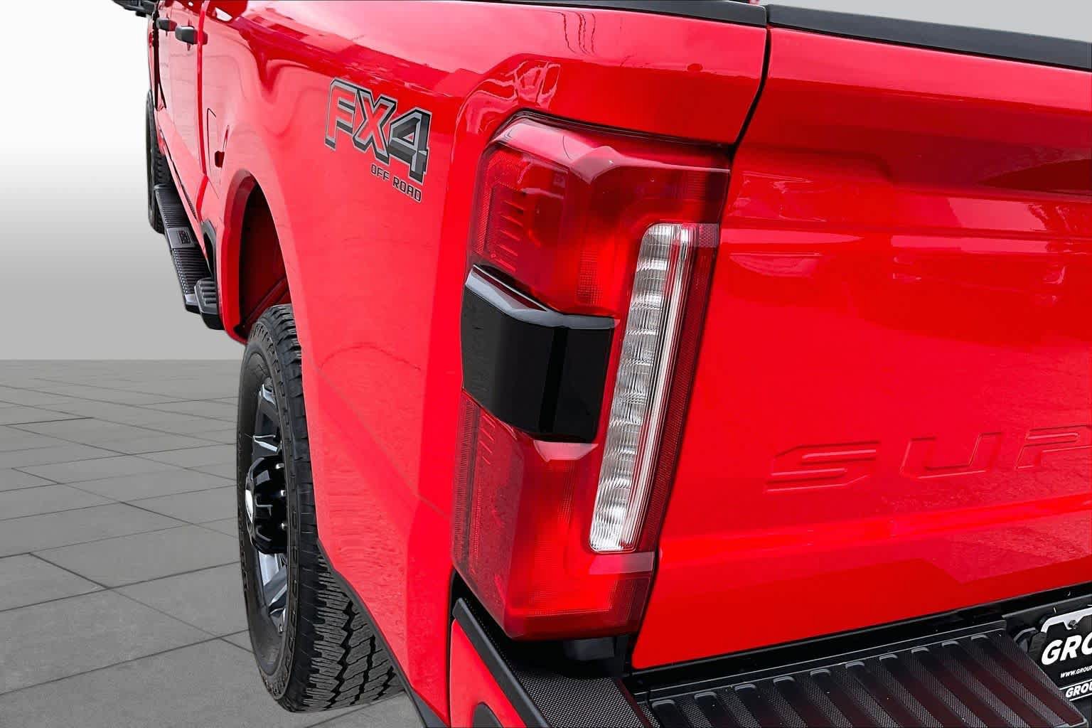 Used 2024 Ford F250 XL w/ STX Appearance Package AWD/4WD image 27