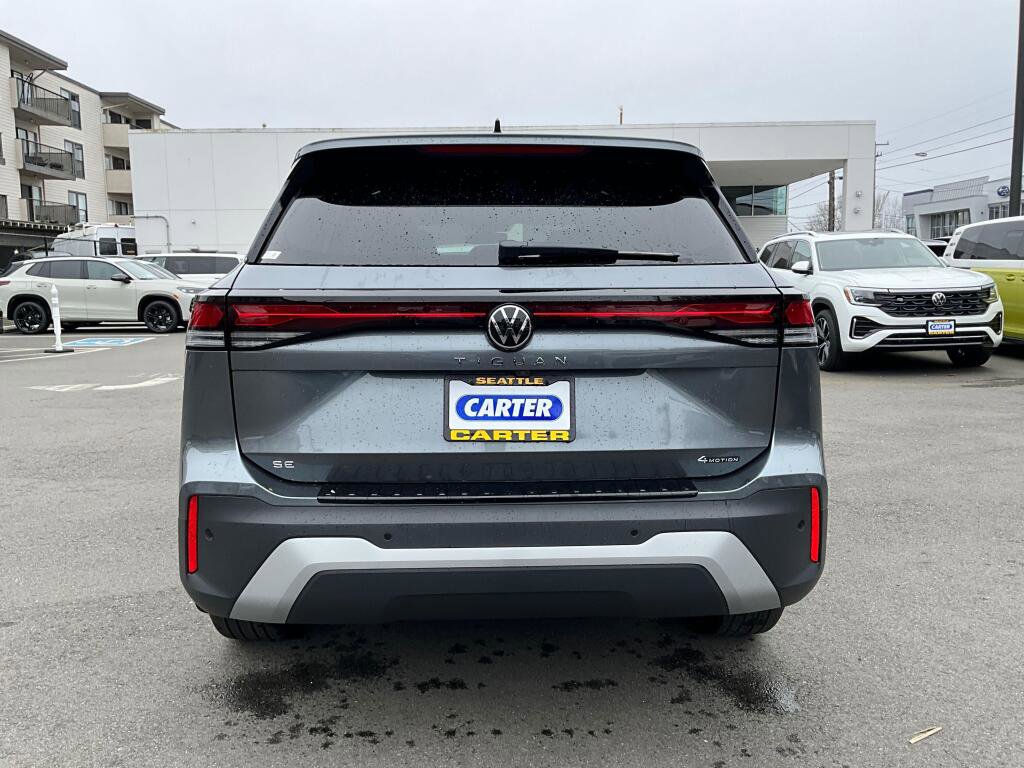 New 2026 Volkswagen Tiguan SE image 7