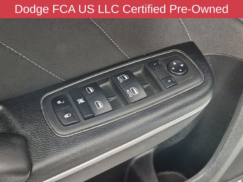 Certified 2022 Dodge Charger SXT AWD/4WD image 15