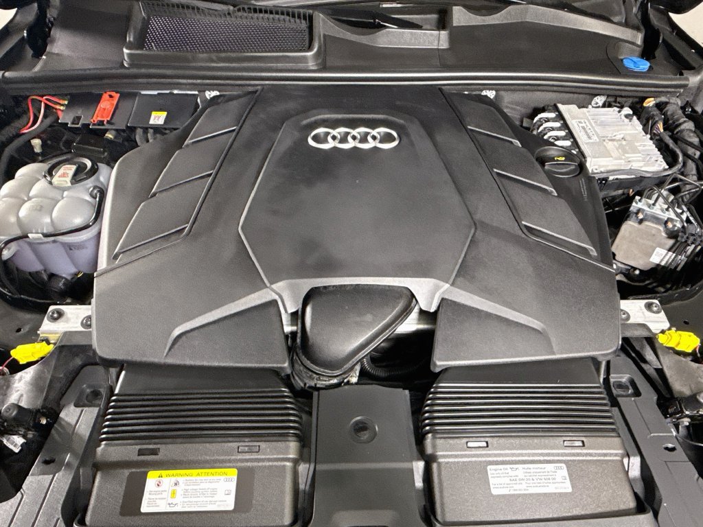 Used 2022 Audi Q7 3.0T Premium Plus w/ Premium Plus Package AWD/4WD image 22
