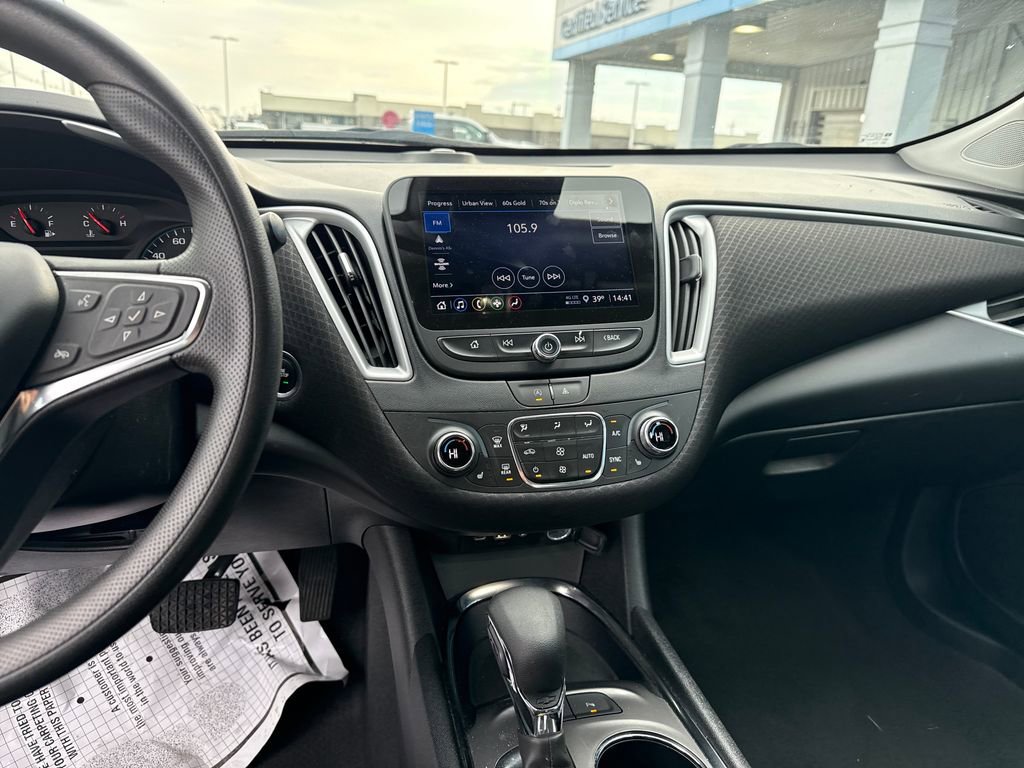 Used 2024 Chevrolet Malibu LT image 20