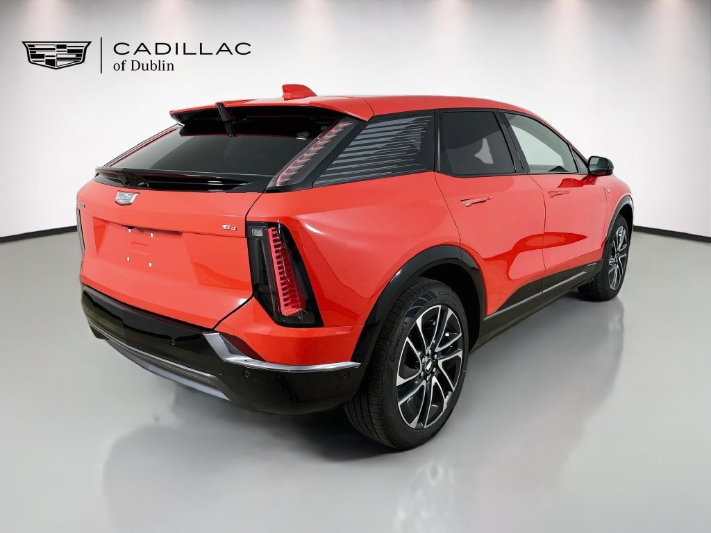 New 2027 Cadillac Optiq Premium Sport w/ LPO, Floor Liner Package AWD/4WD image 5