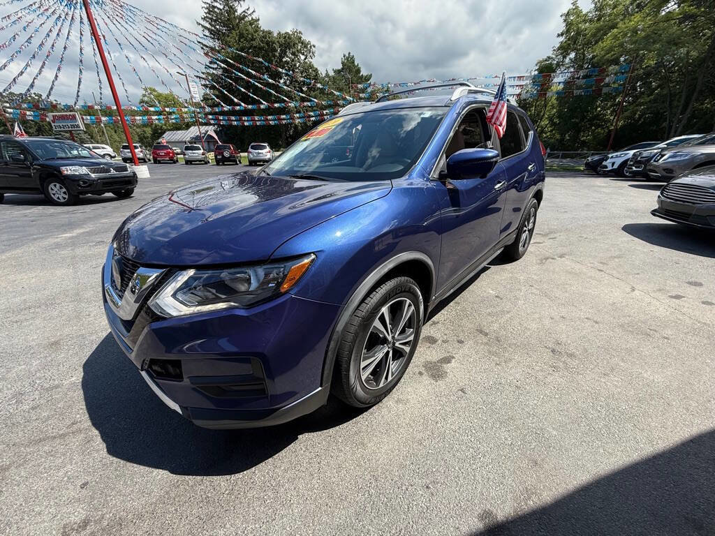 Used 2020 Nissan Rogue SV w/ Premium Package image 5