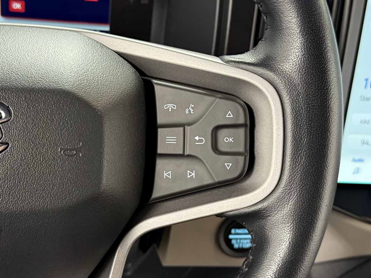 Used 2022 Ford Bronco Wildtrak image 21