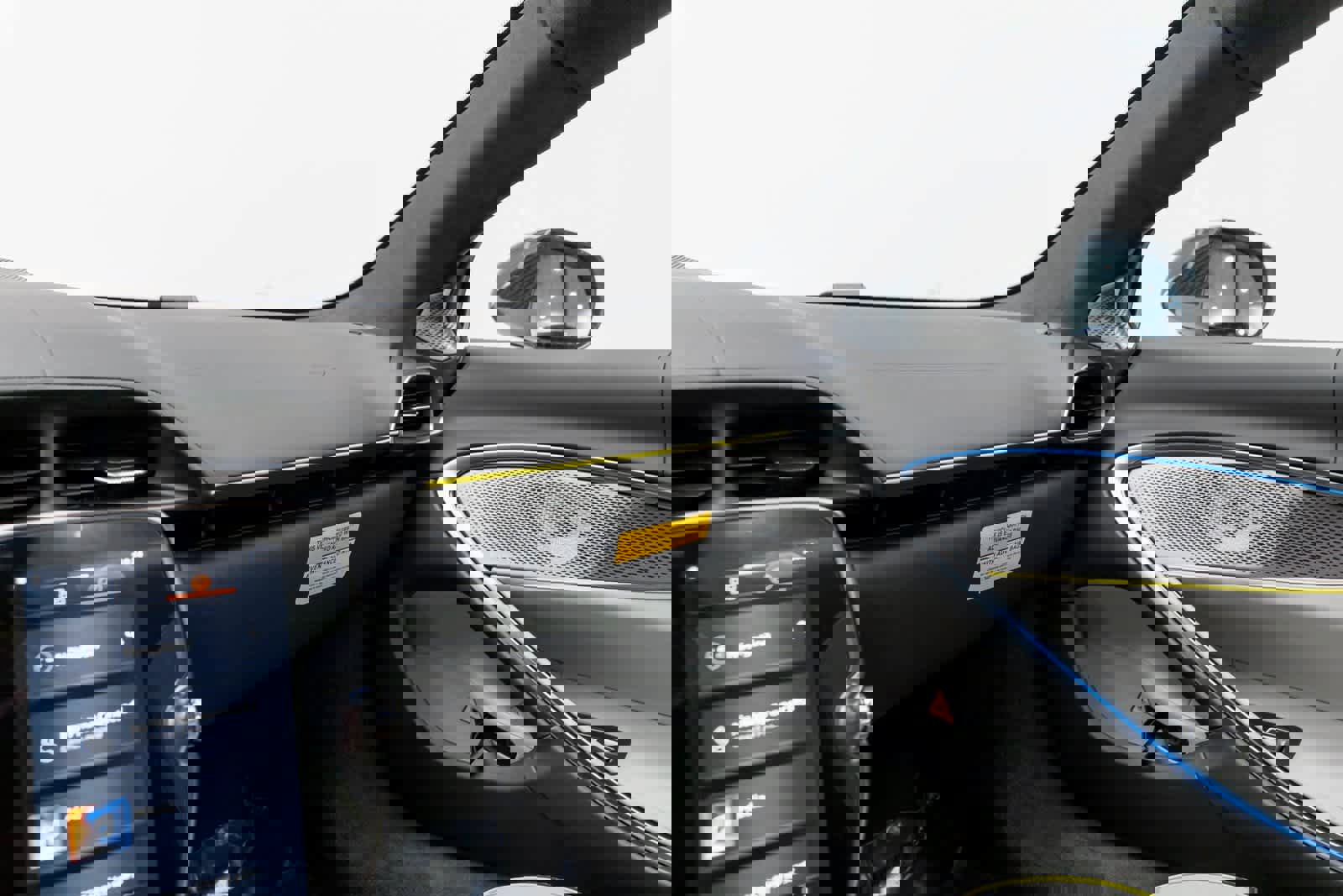 New 2026 McLaren Artura image 28