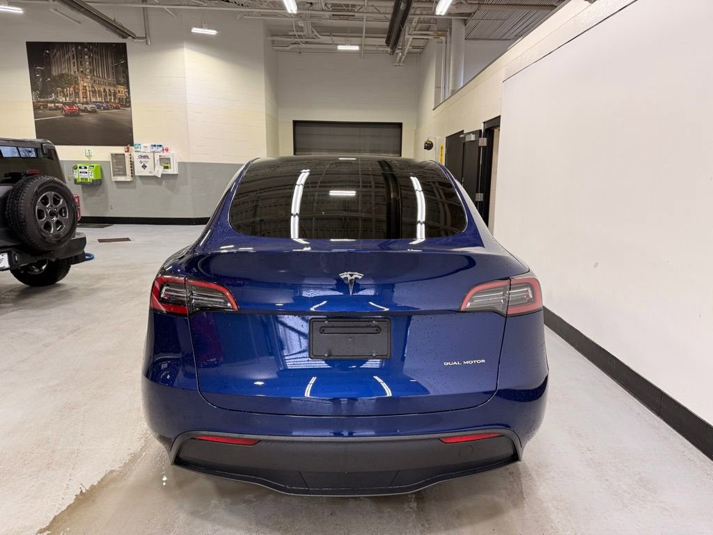 Used 2023 Tesla Model Y Long Range image 4