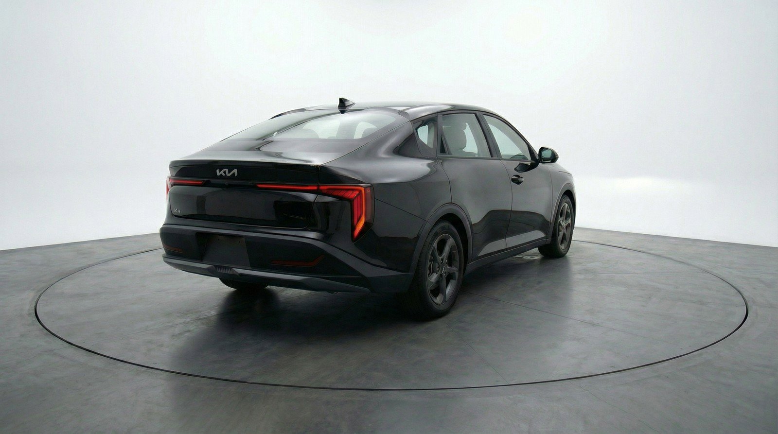 Used 2025 Kia K4 LXS image 9