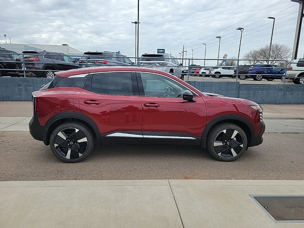 New 2026 Nissan Kicks SR w/ SR Premium Package image 8