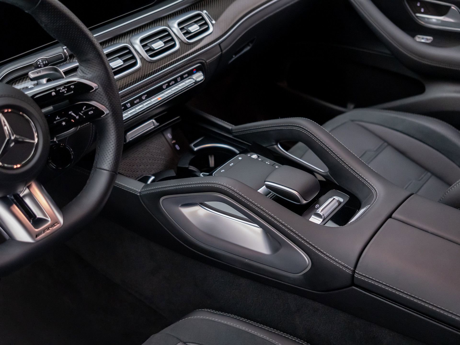Used 2024 Mercedes-Benz GLE 53 AMG 4MATIC Coupe image 12
