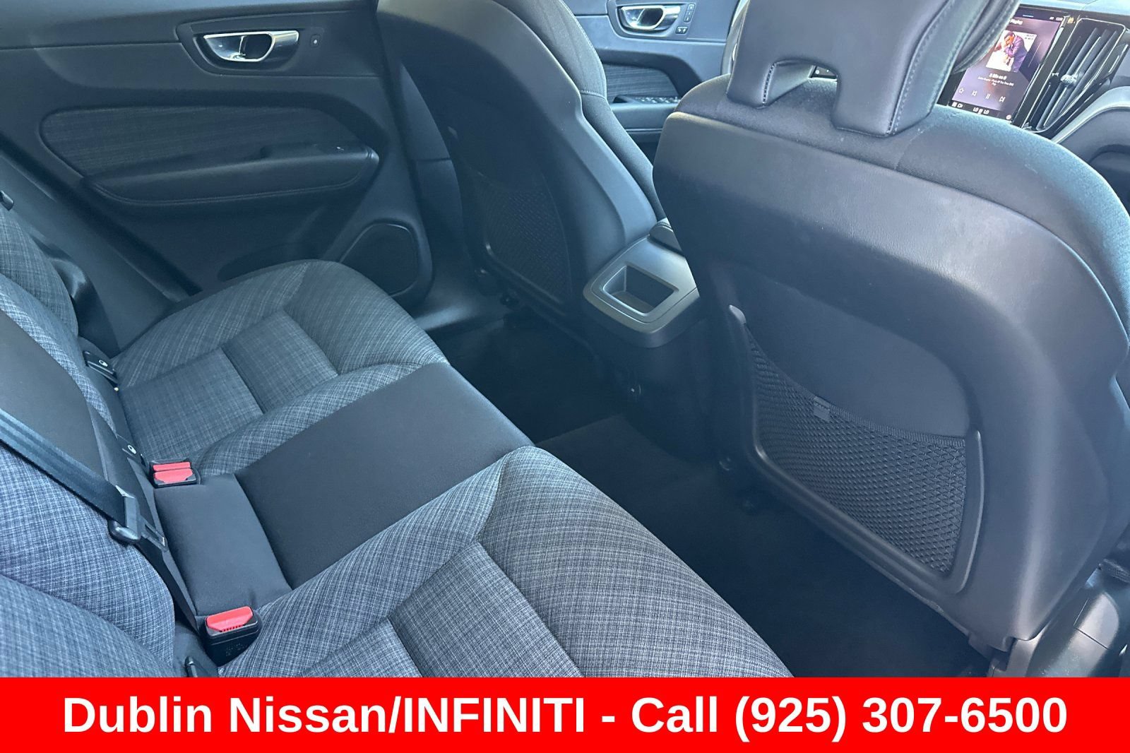 Used 2023 Volvo XC60 B5 Core w/ Protection Package Premier FWD image 18