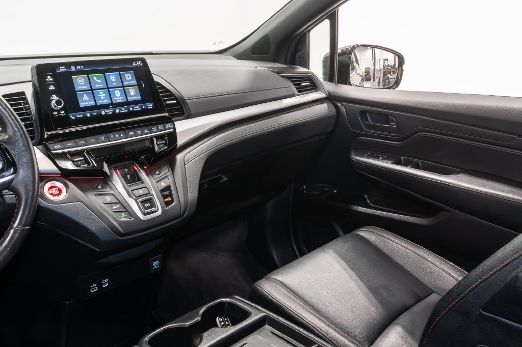 Used 2025 Honda Odyssey Sport-L image 12
