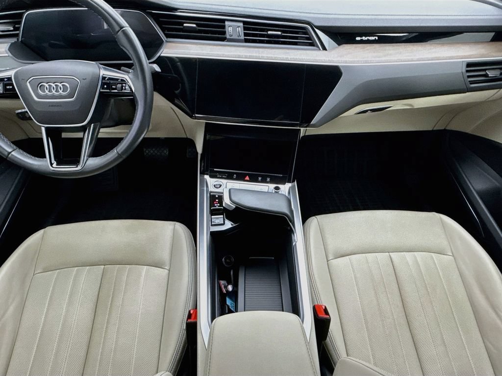 Certified 2024 Audi Q8 e-tron Premium Plus AWD/4WD image 13