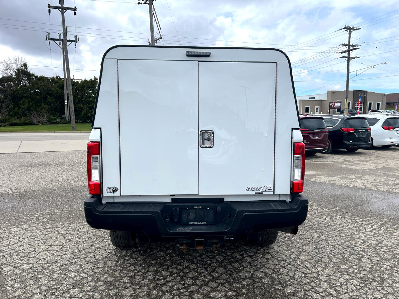 Used 2019 Ford F250 XL w/ Power Equipment Group image 4