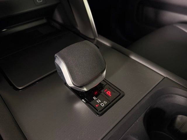 Certified 2025 Land Rover Discovery Sport S image 23