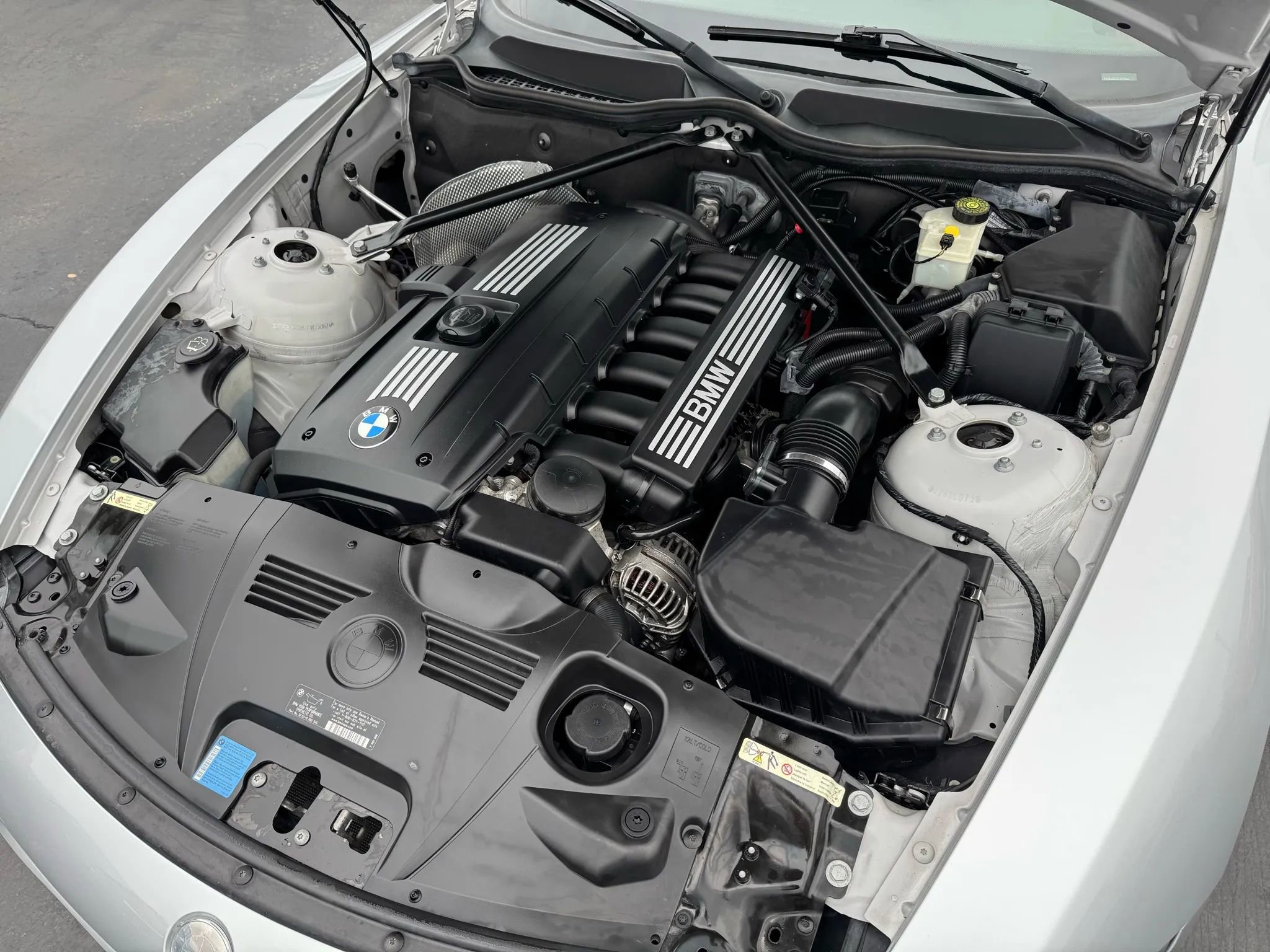 Used 2007 BMW Z4 3.0i image 13