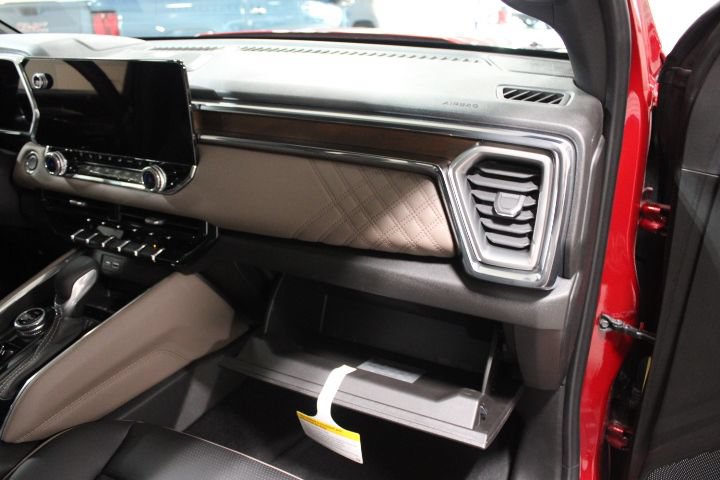 New 2026 GMC Canyon Denali AWD/4WD image 29