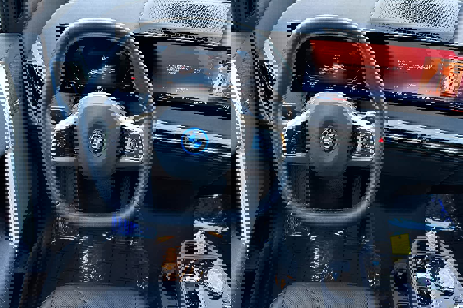 Used 2025 BMW iX xDrive50 image 15