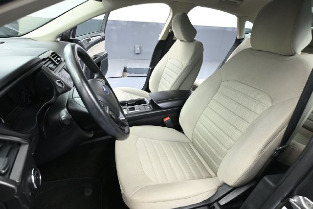 Used 2020 Ford Fusion S FWD image 18