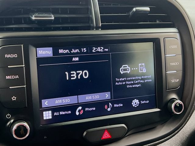 Certified 2022 Kia Soul LX FWD image 14